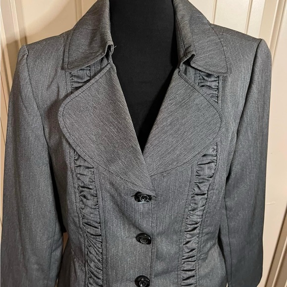 VGUC- Giorgio Sant Angelo skirt suit - Picture 3 of 10